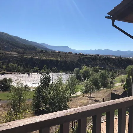 La Paul. Duplex En La Montana Cerca De Jaca 아파트 *