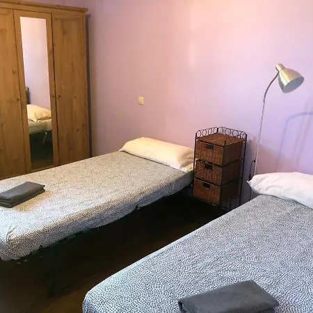 La Paul. Duplex En La Montana Cerca De Jaca